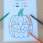Färglägg med kod – halloween (extra enkel) - bild 2