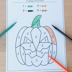Färglägg med kod - Halloween (extra enkel)
